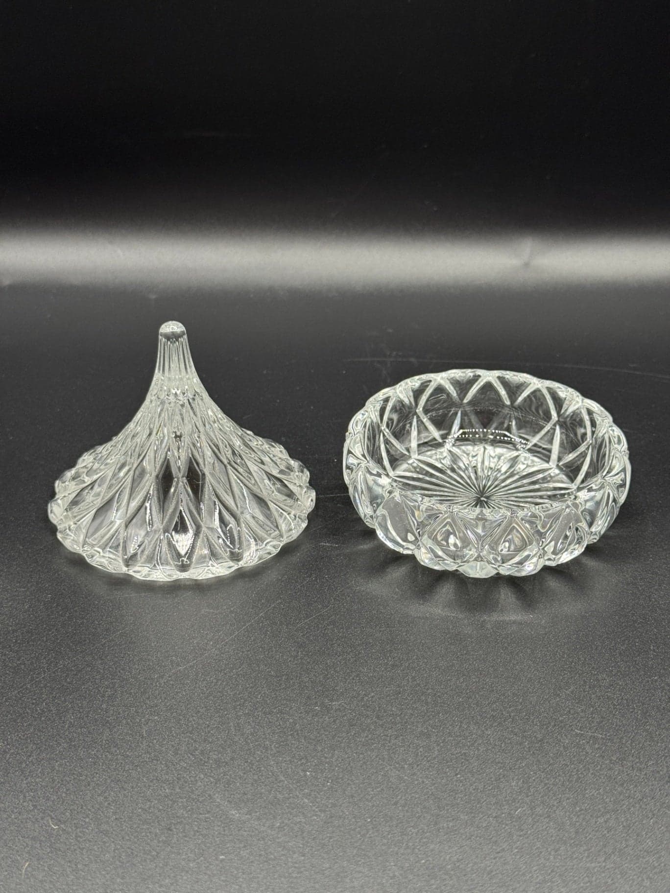Hershey's Kiss Crystal Candy Dish - Thumbnail 2