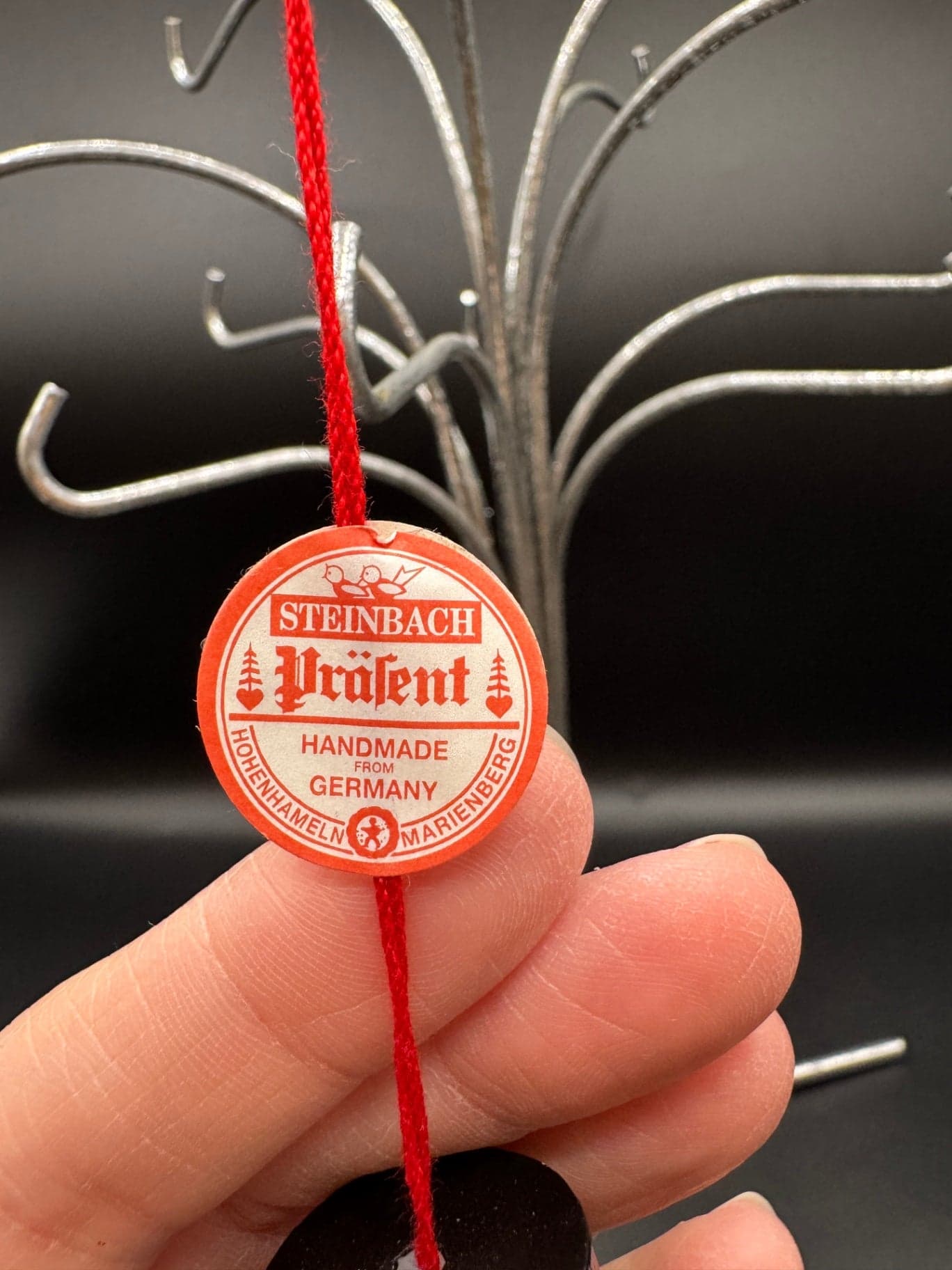 VTG Steinbeck Ornament - Thumbnail 5