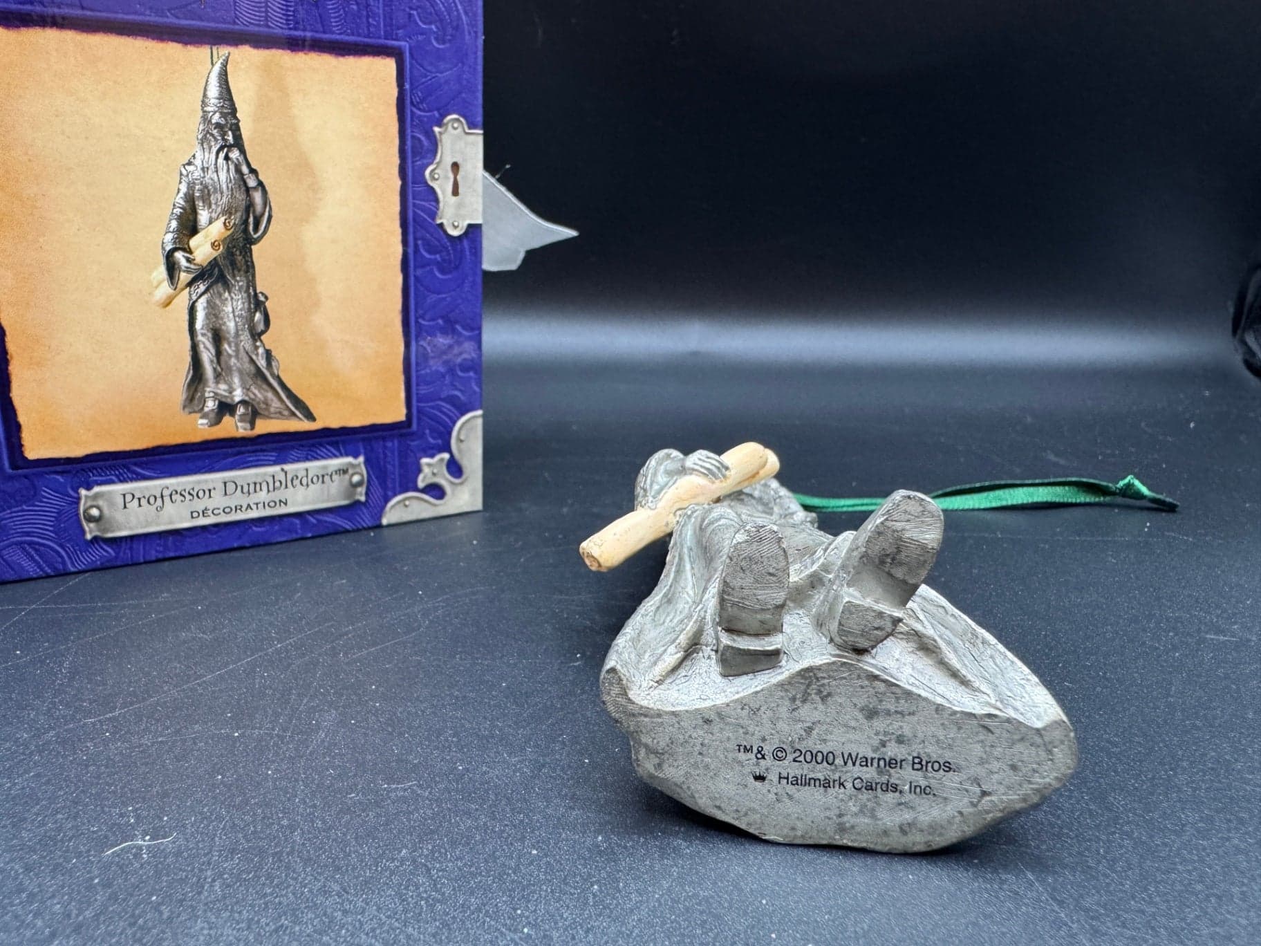 Hallmark Prof. Dumbledore Ornament - Thumbnail 9