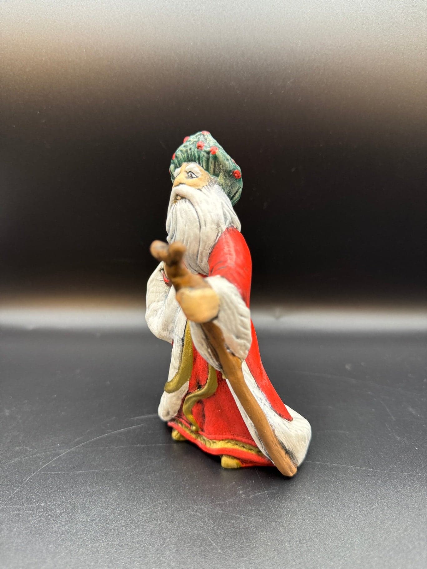 Old World Santa - Thumbnail 2