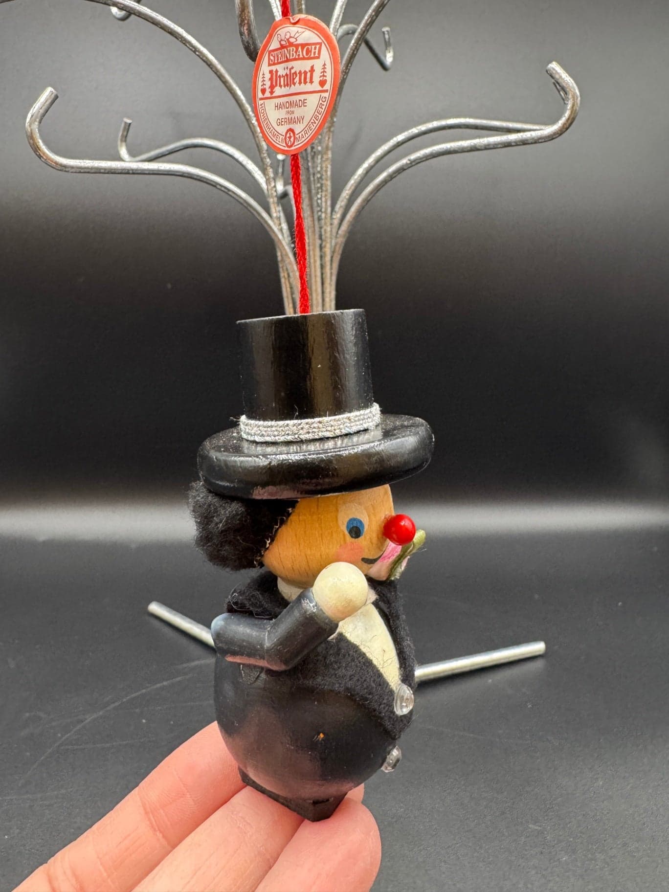 VTG Steinbeck Ornament - Thumbnail 2