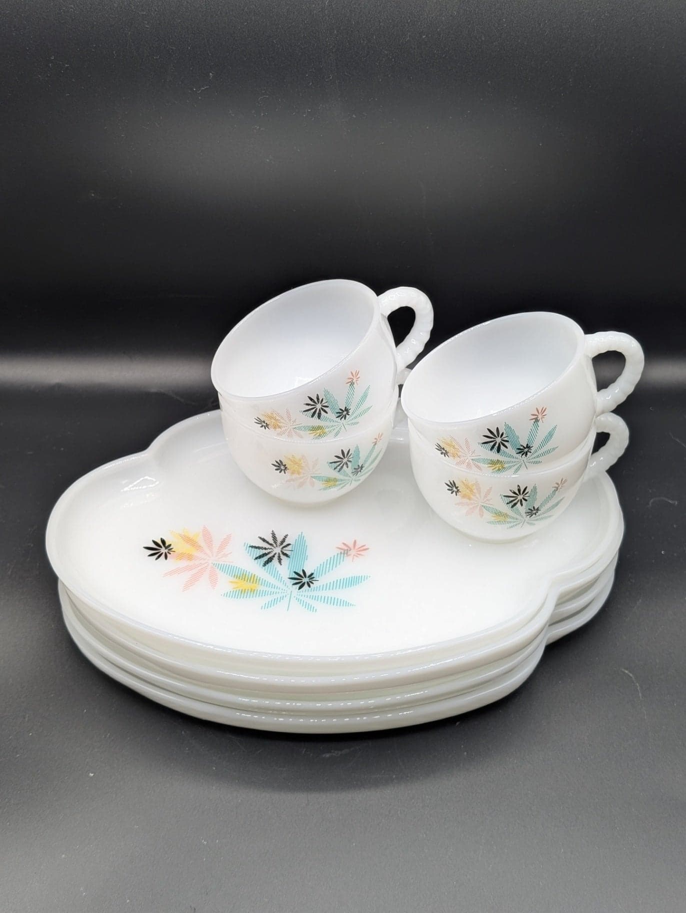 Atomic Flower Snack Plate & Cup Set - Image 1