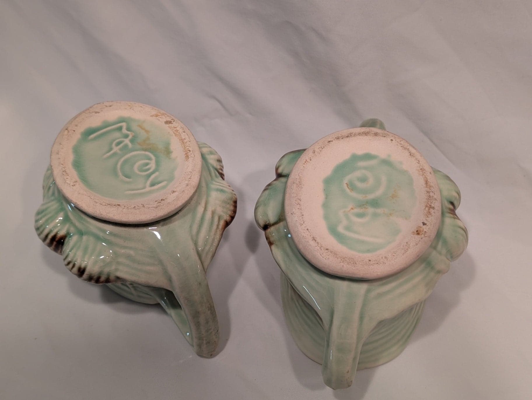 Vtg McCoy Pine cone Creamer Set - Thumbnail 4