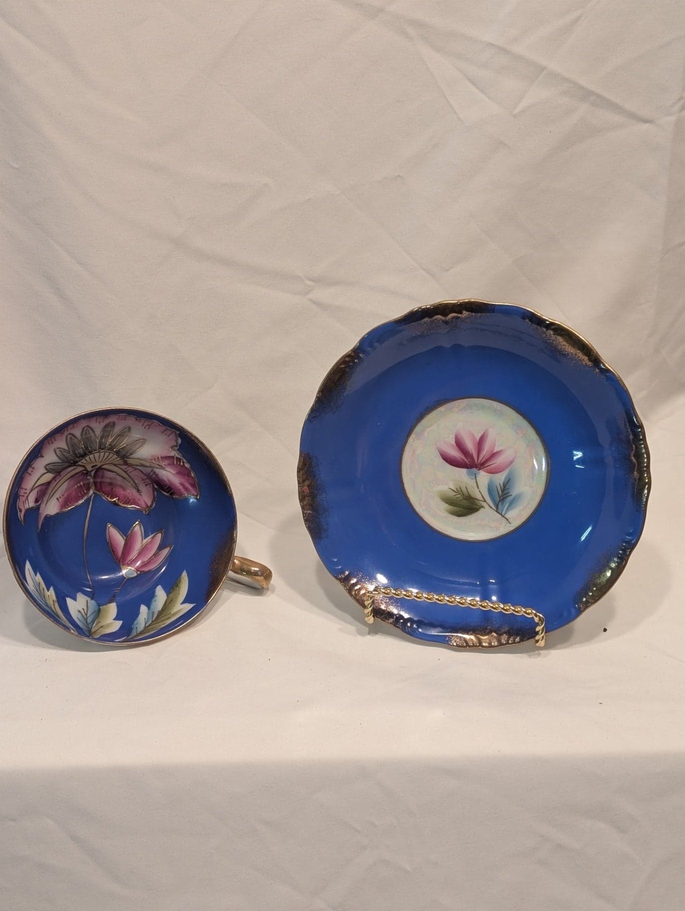 VTG Royal Sealy Lusterware Cup/Saucer - Image 1