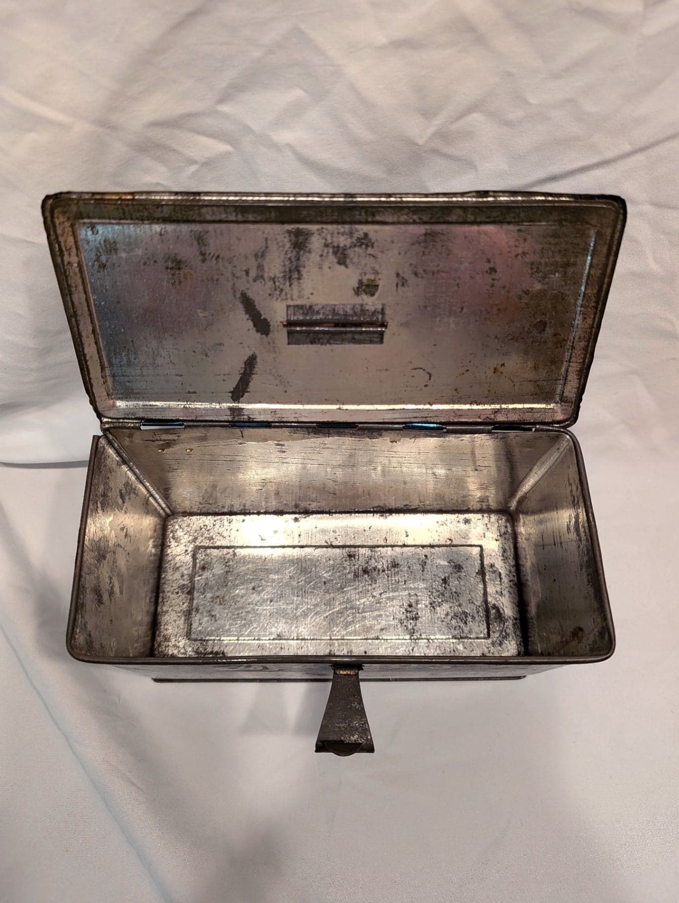 Vintage Mayo Tobacco Tin - Thumbnail 3