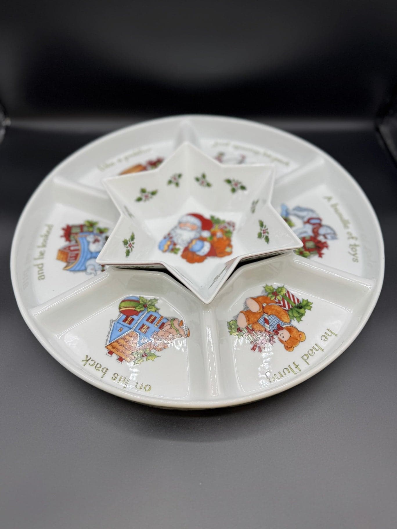 Portmeirion Christmas Story Chip & Dip - Image 1