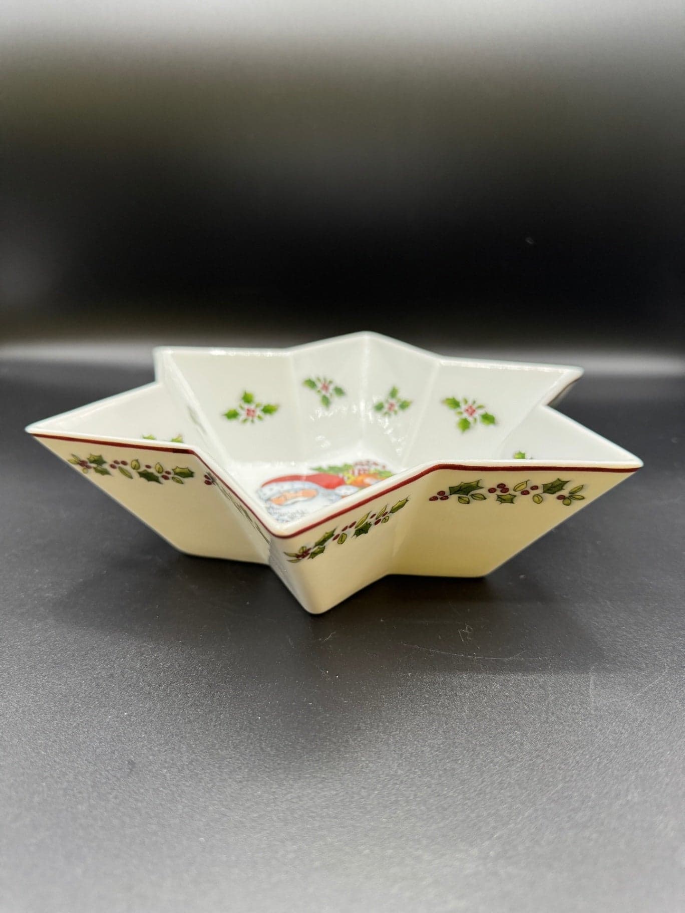 Portmeirion Christmas Story Chip & Dip - Thumbnail 9