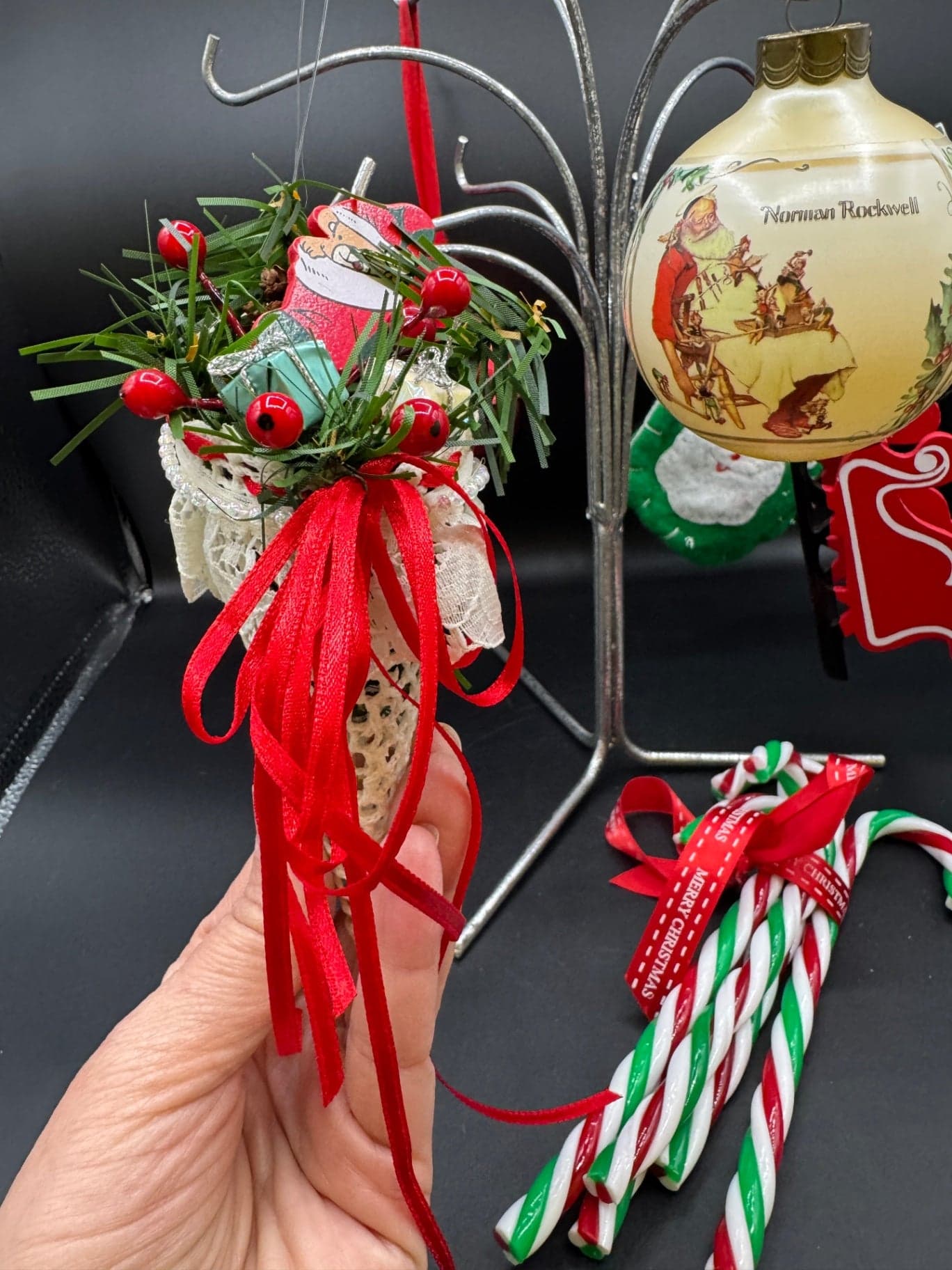 Red & Green Asst. Ornament Lot - Thumbnail 3