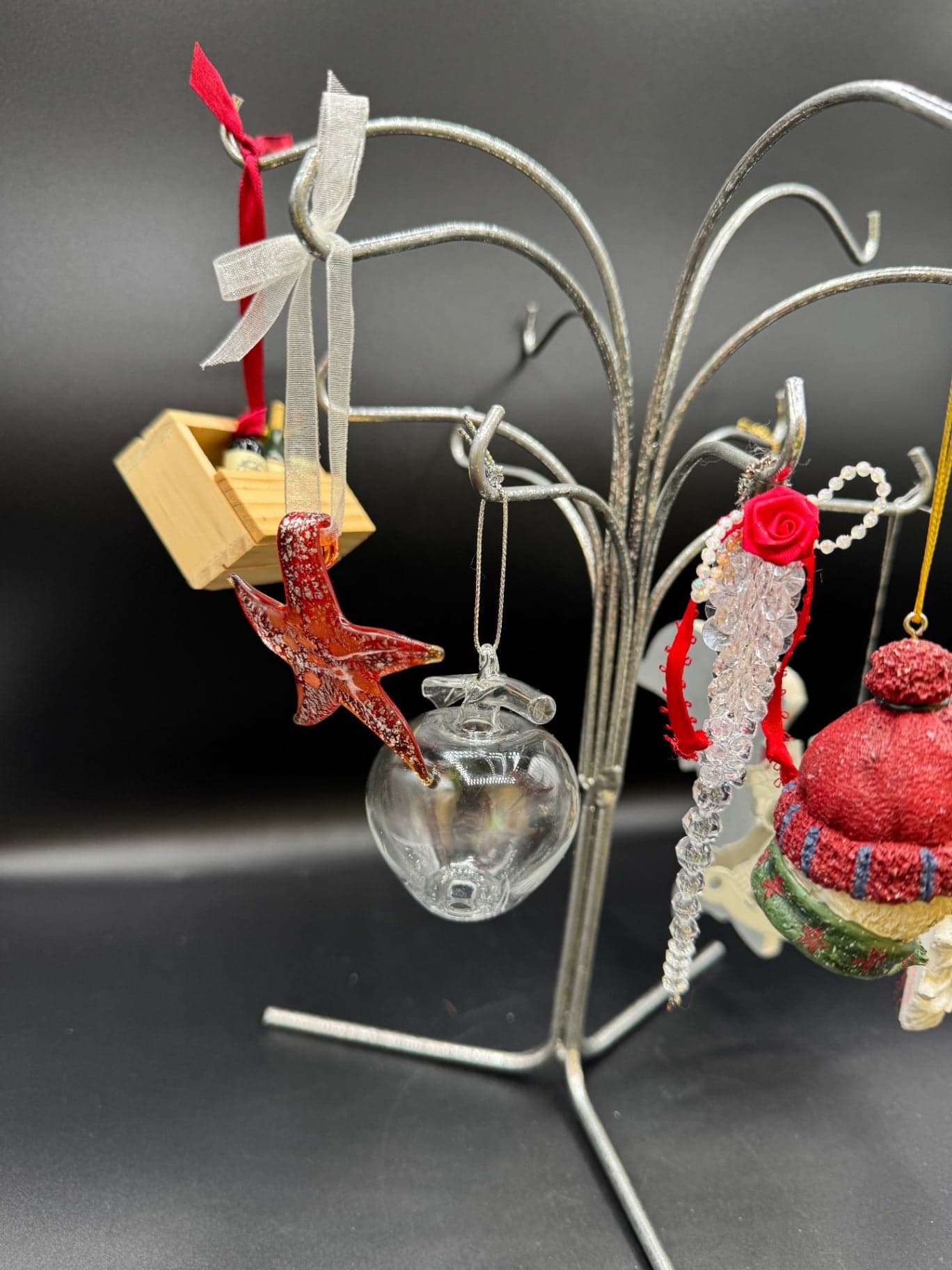 Red & White Asst. Ornament Lot - Thumbnail 2