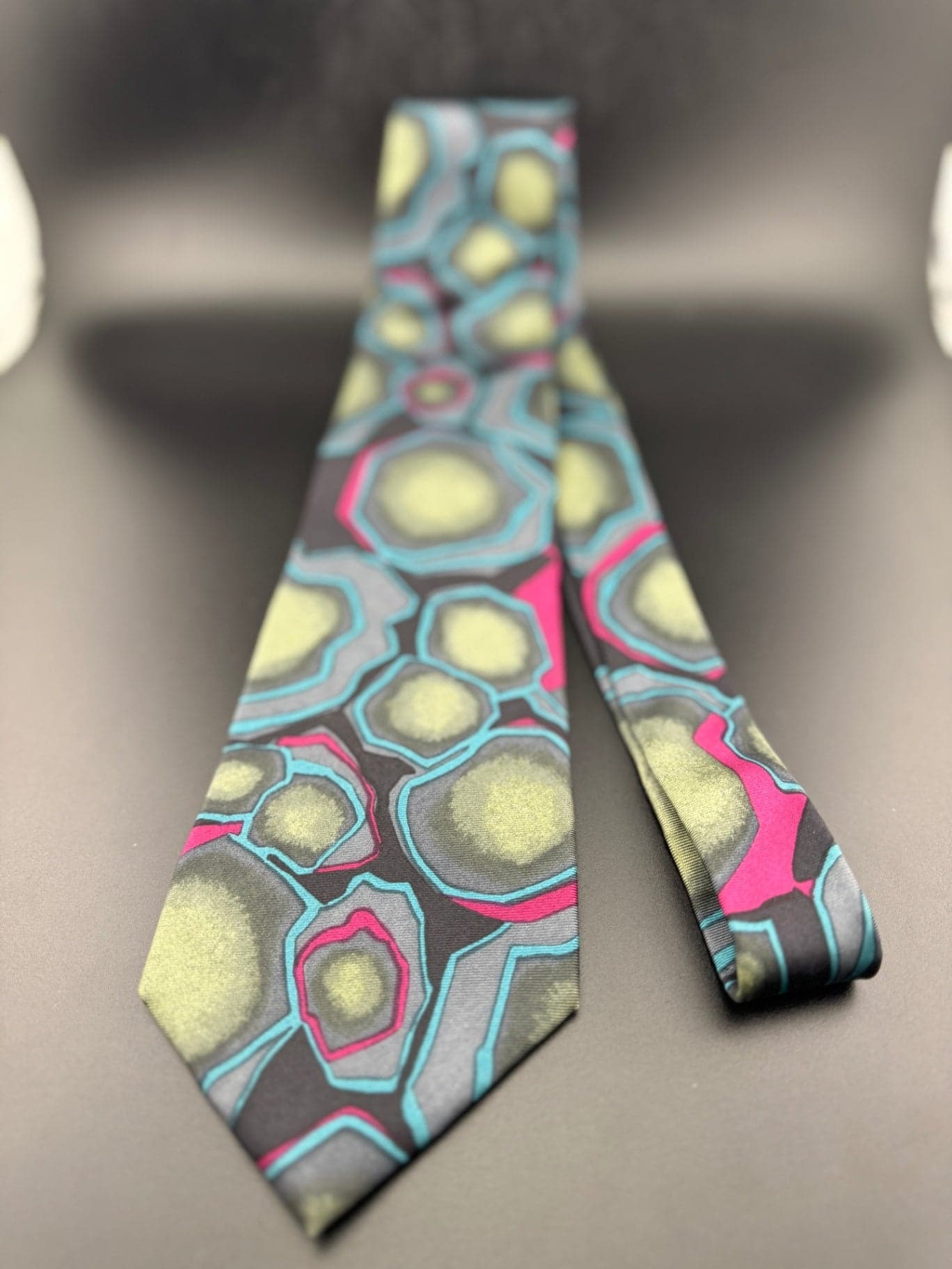 Vintage Strathmore Necktie - Thumbnail 9