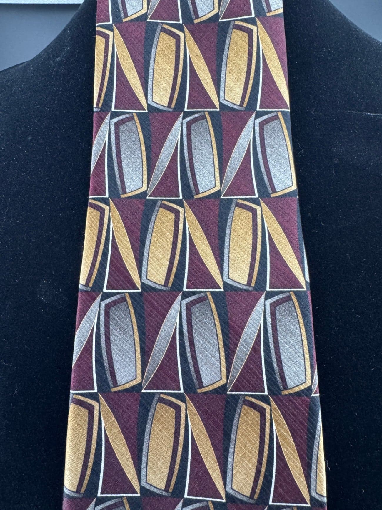 Vintage Albert Nipon Necktie - Thumbnail 3