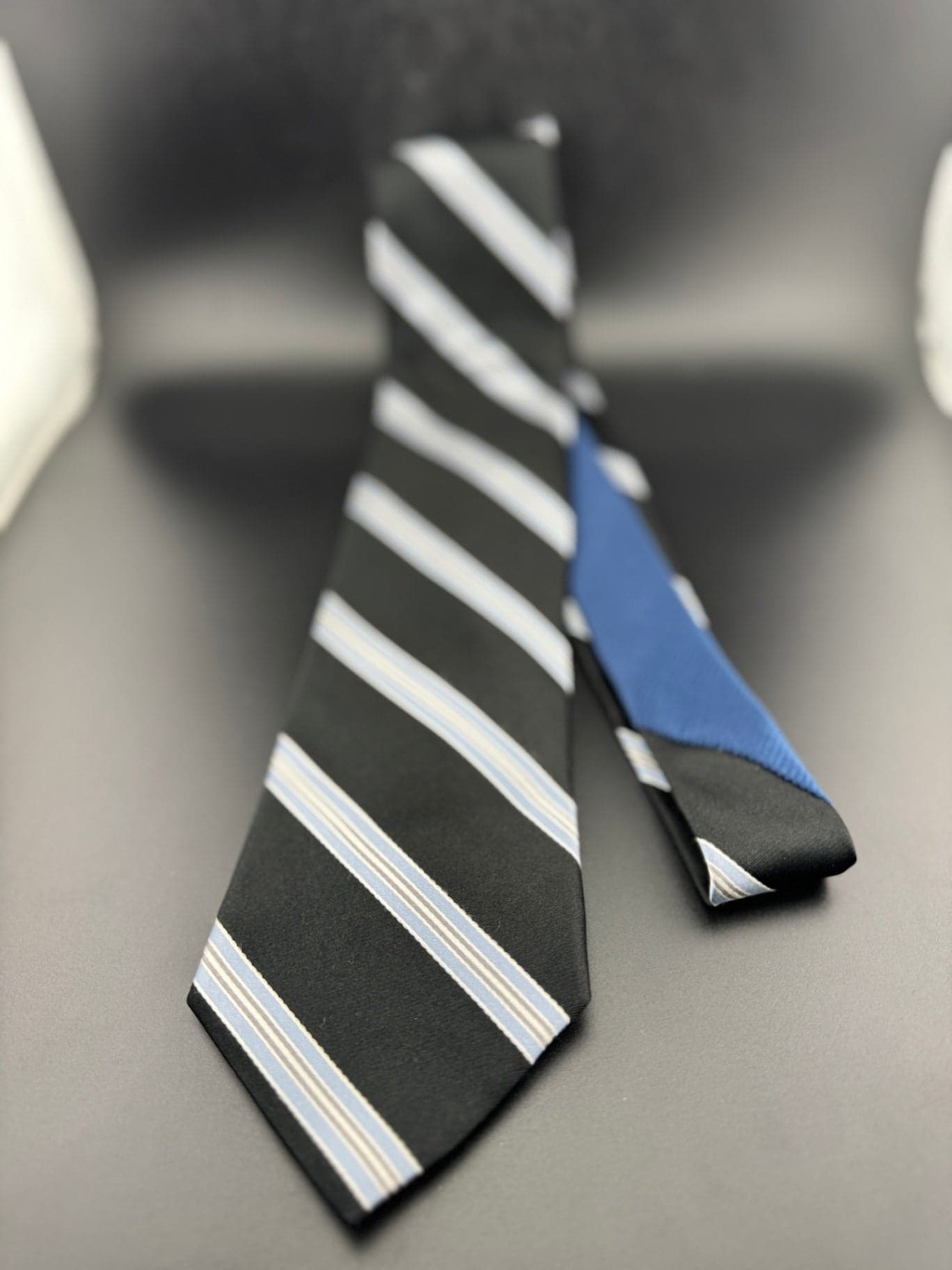 Classic Tommy Hilfiger Necktie - Thumbnail 10
