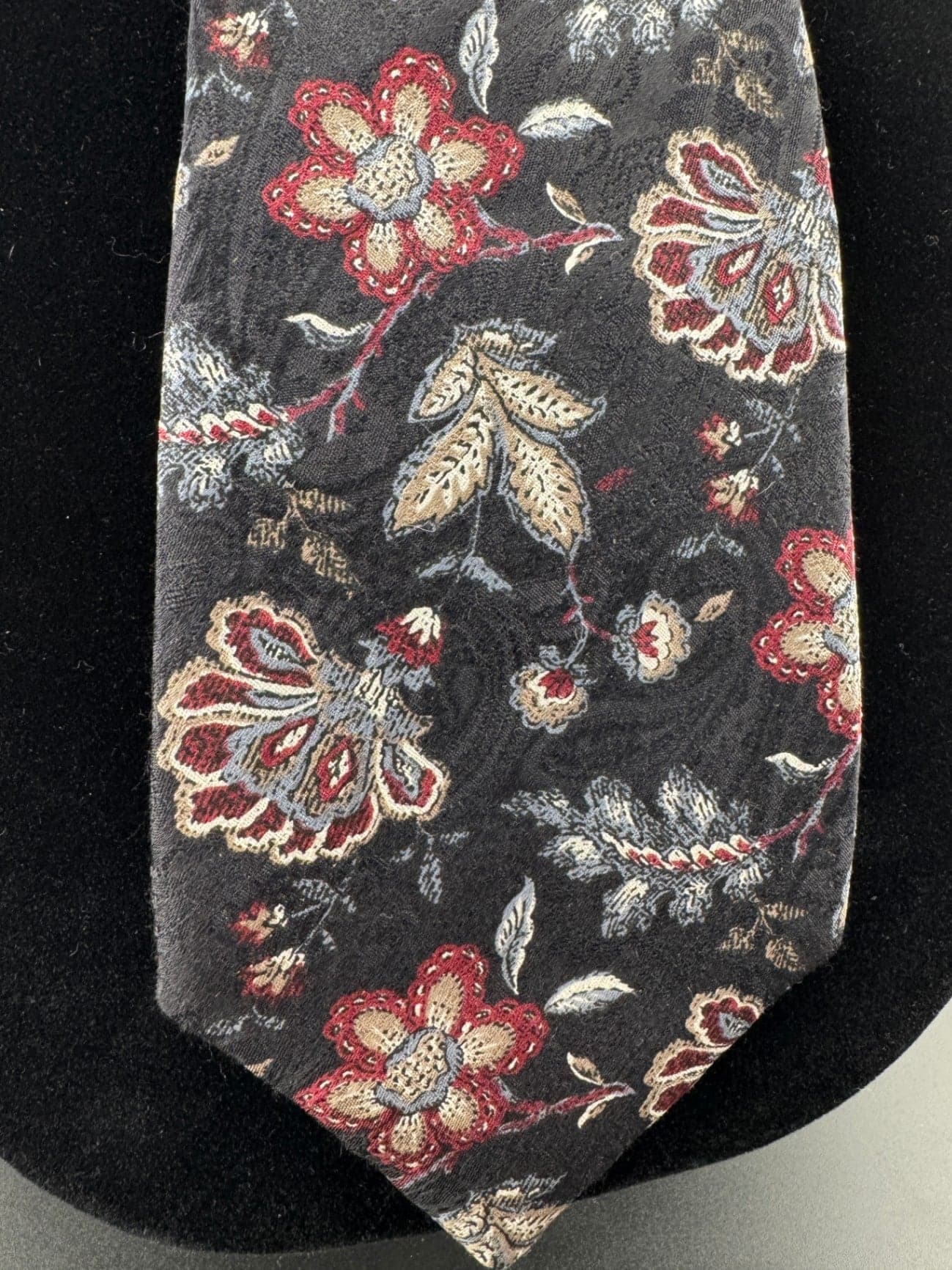JeSuis Floral Necktie - Thumbnail 2