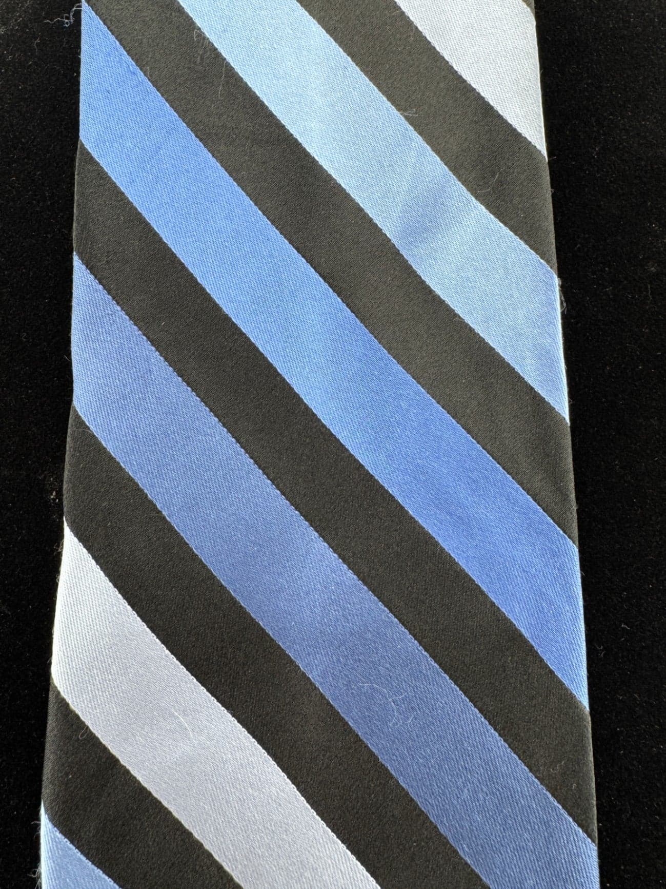 City of London Necktie - Thumbnail 2