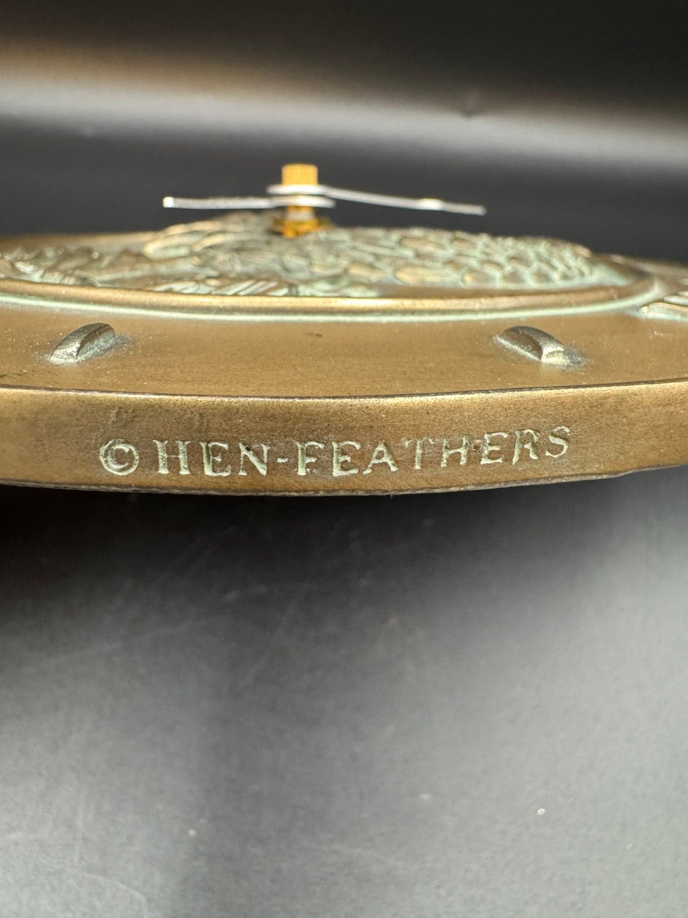 Hen-Feathers Chanticleer Clock - Thumbnail 8
