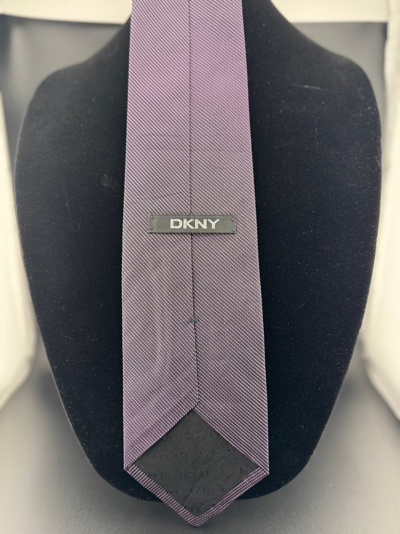 Vintage DKNY Necktie - Thumbnail 4