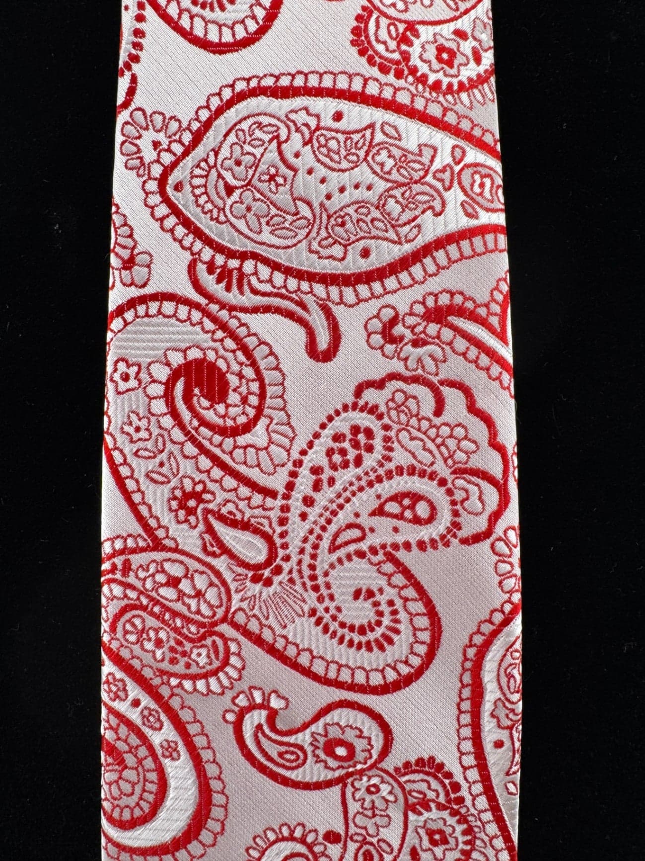 Pink & Red Paisley Necktie - Thumbnail 2