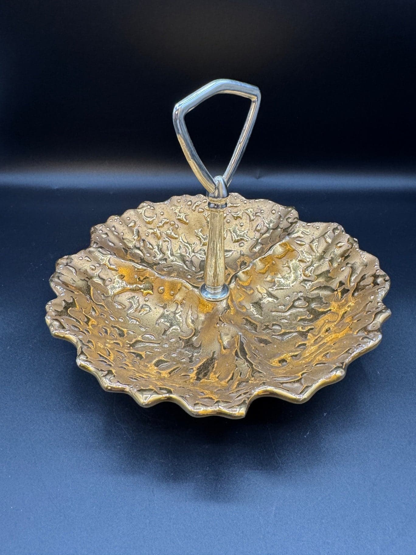 22K Weeping Gold Candy Dish 3 Section - Thumbnail 2