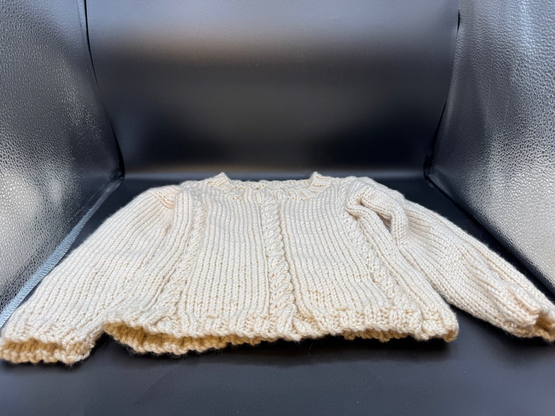 Handmade Irish Knit Baby Sweater - Thumbnail 6