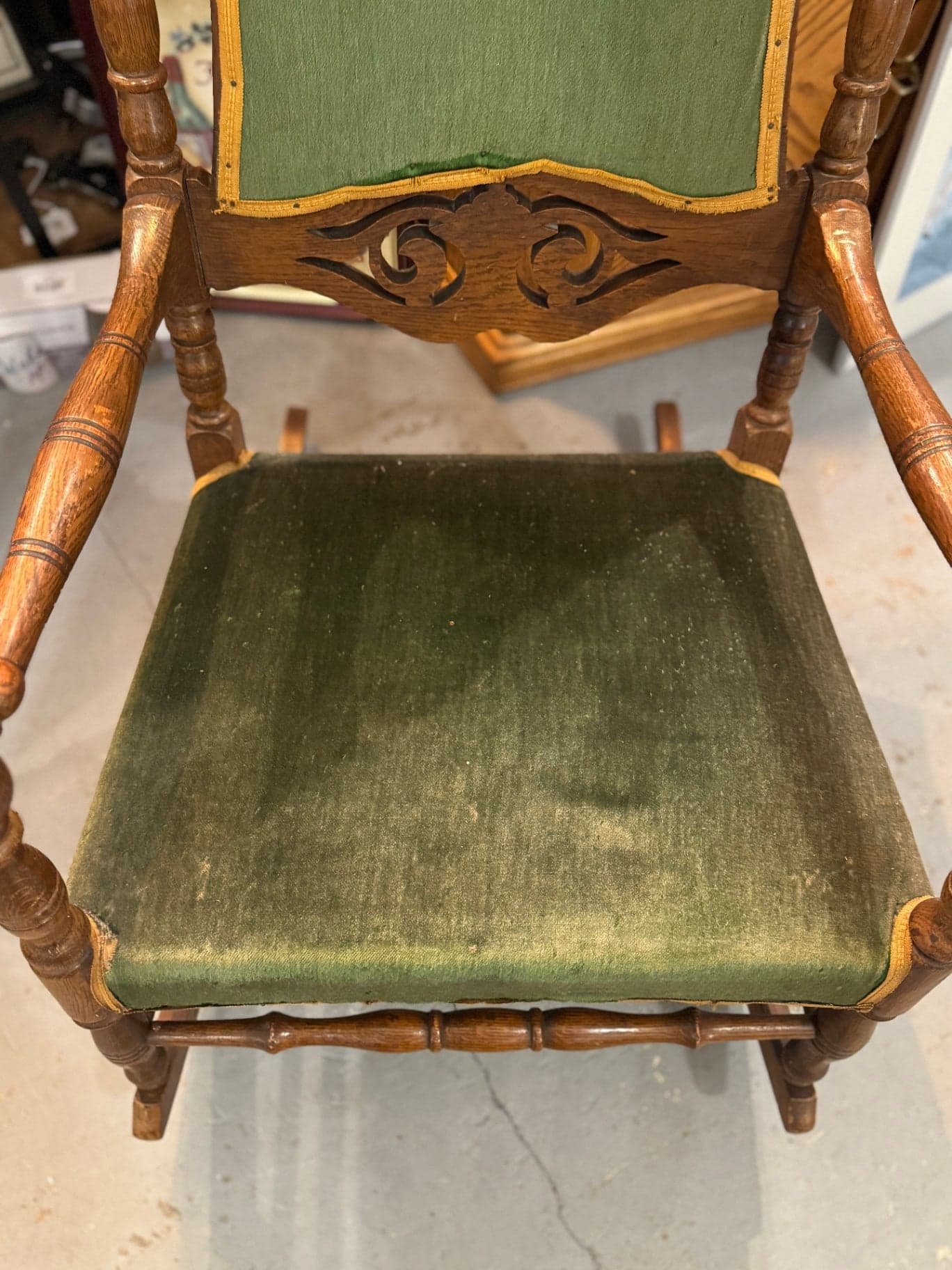 VTG Green Upholstered Rocking Chair - Thumbnail 5
