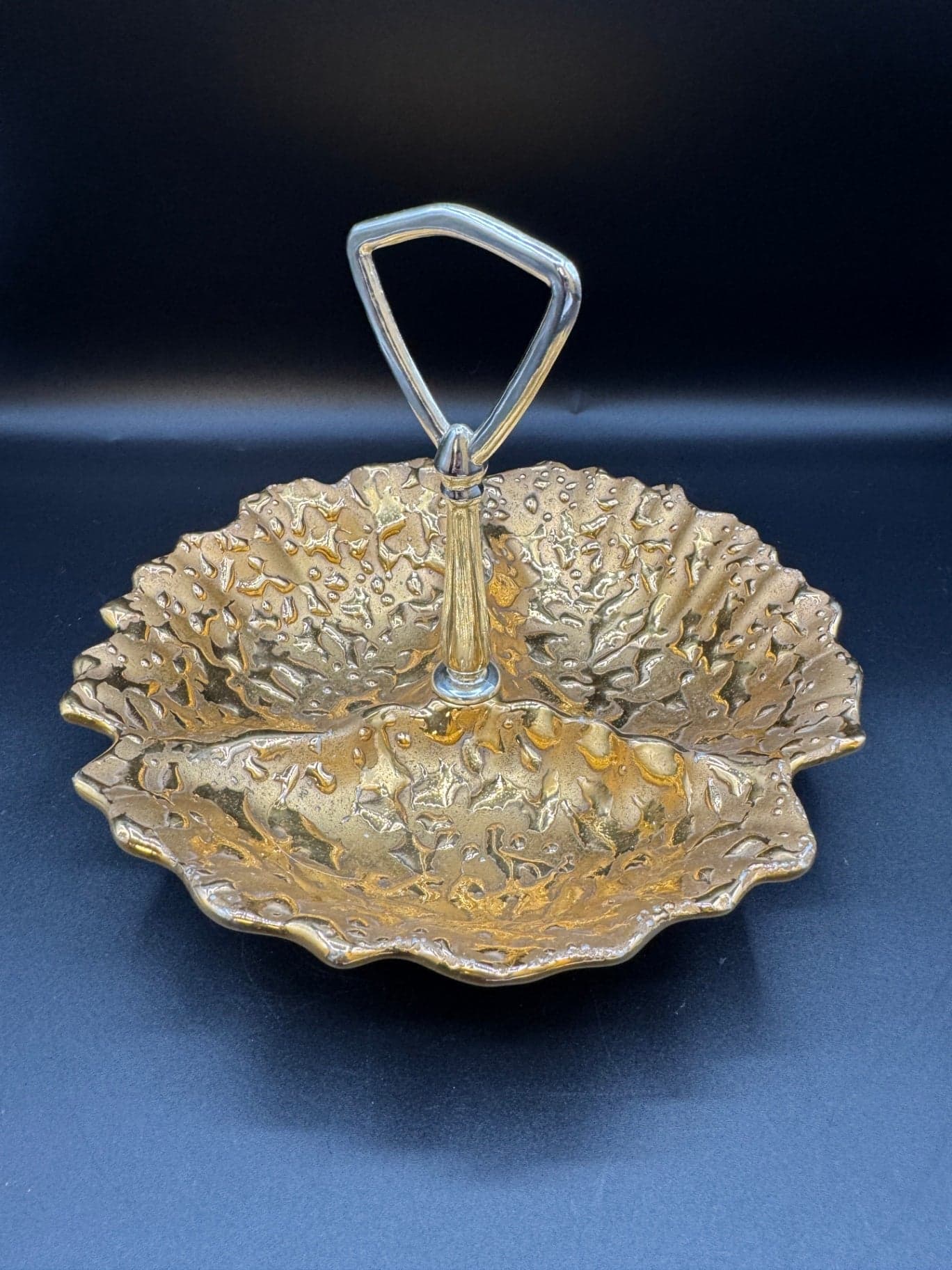 22K Weeping Gold Candy Dish 3 Section - Thumbnail 3