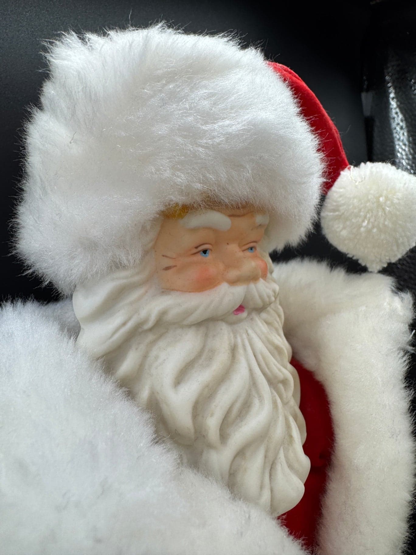 VTG Porcelain Soft Body Santa - Thumbnail 3