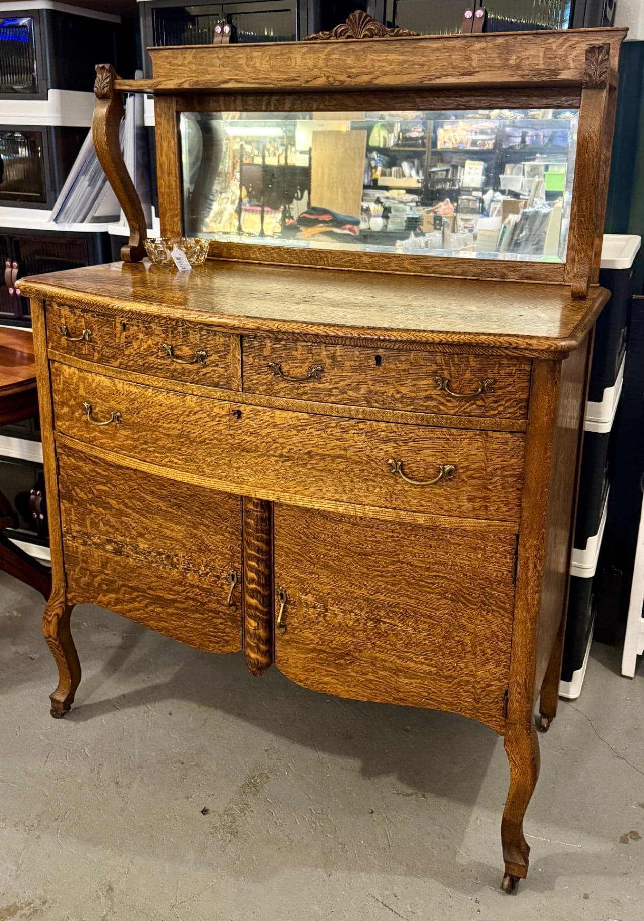 Antique Tiger Oak Sideboard - Thumbnail 2