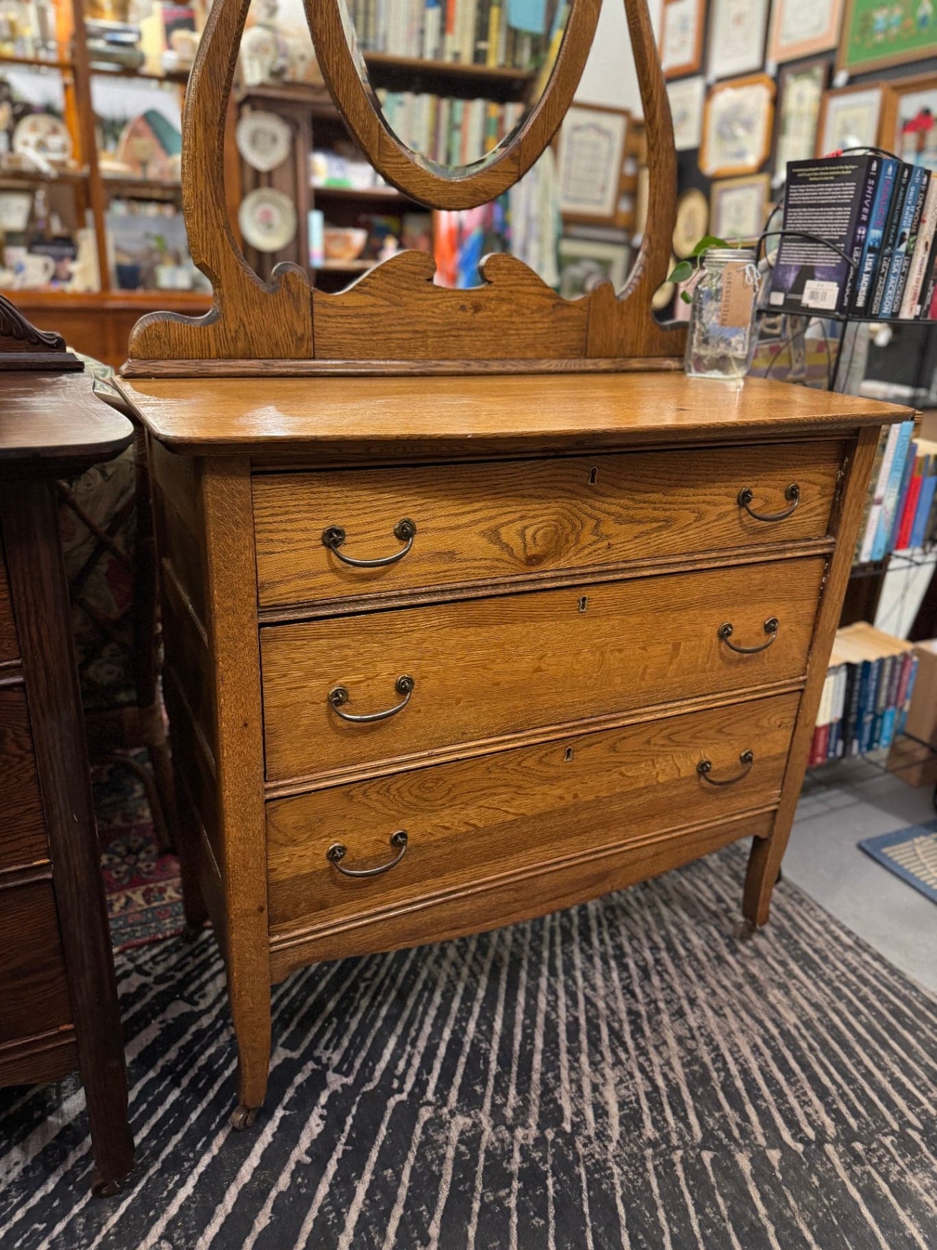 Oak 3-Drawer Dresser with Harp Mirror - Thumbnail 3