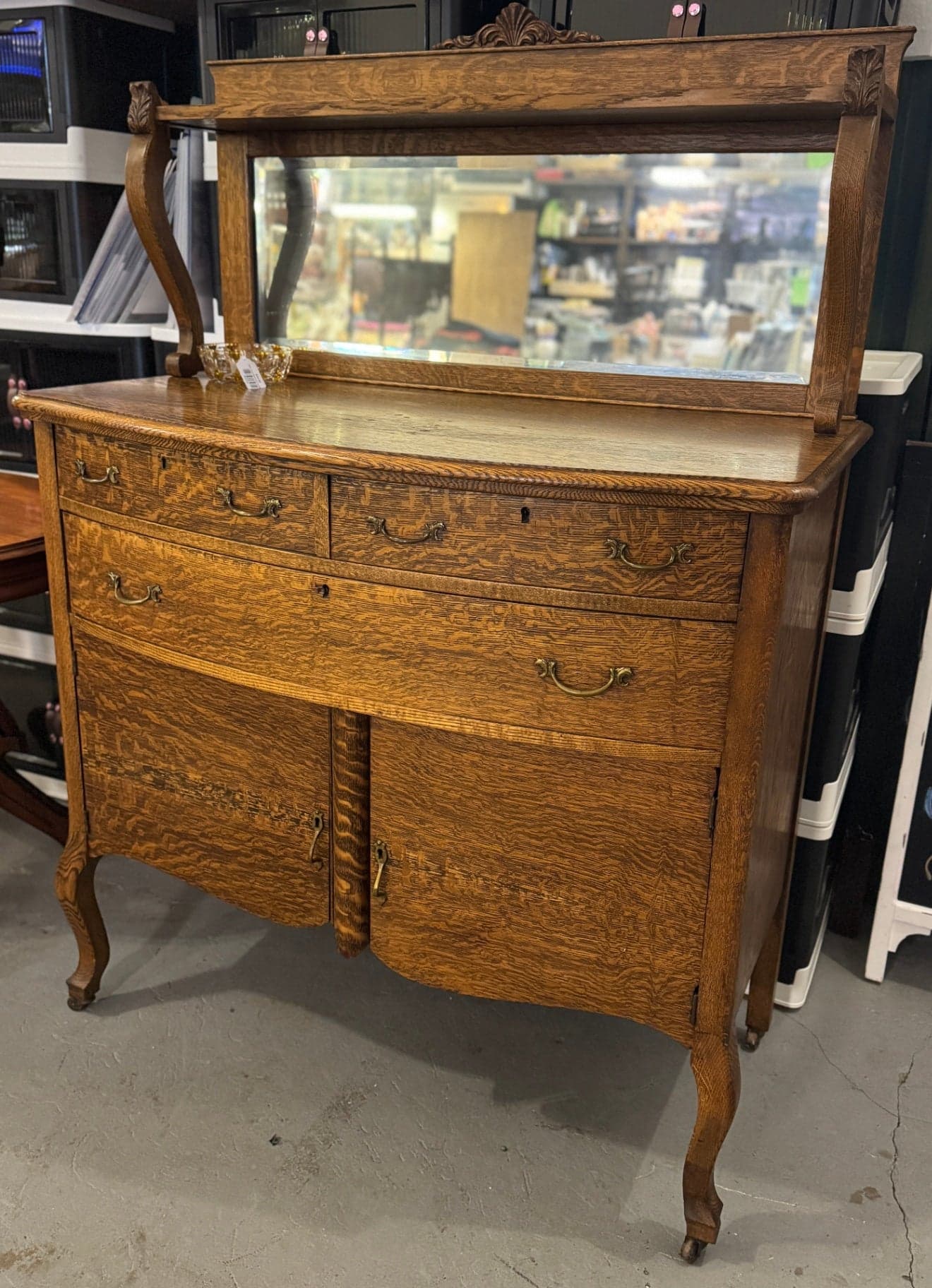 Antique Tiger Oak Sideboard - Thumbnail 5