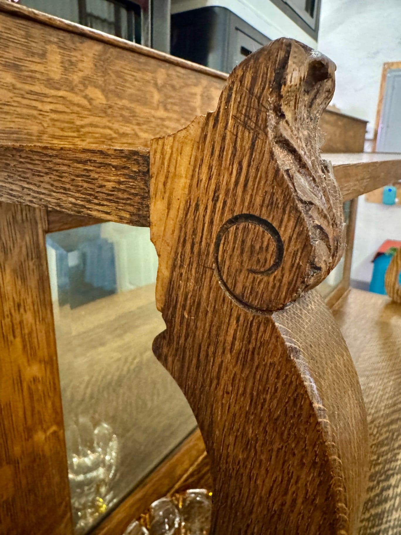 Antique Tiger Oak Sideboard - Thumbnail 14