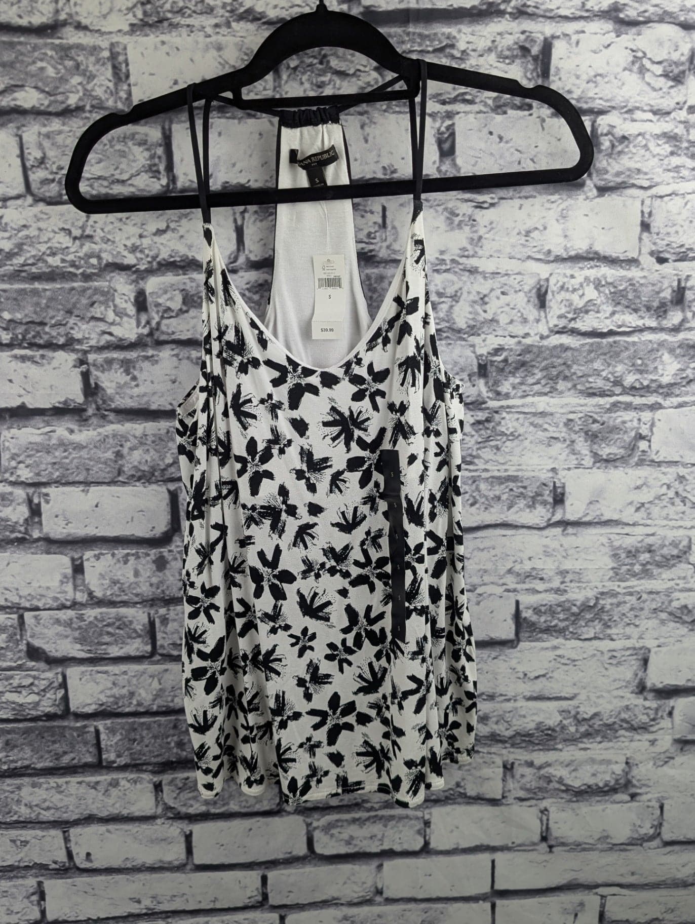 Banana Republic Sporty Tank Top - Image 1