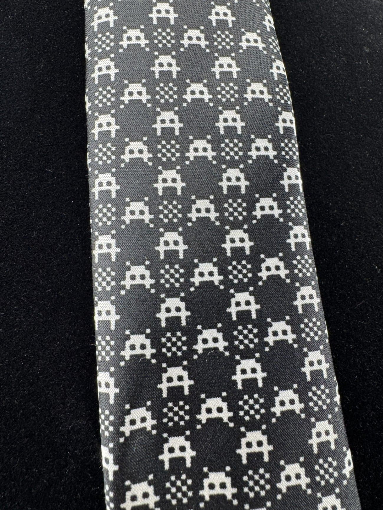 Black Tie Geek Necktie - Thumbnail 2