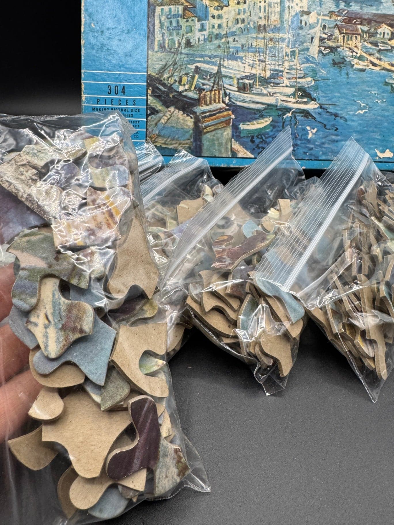 Vintage Guild Picture Puzzle Pieces, Crafting - Thumbnail 3