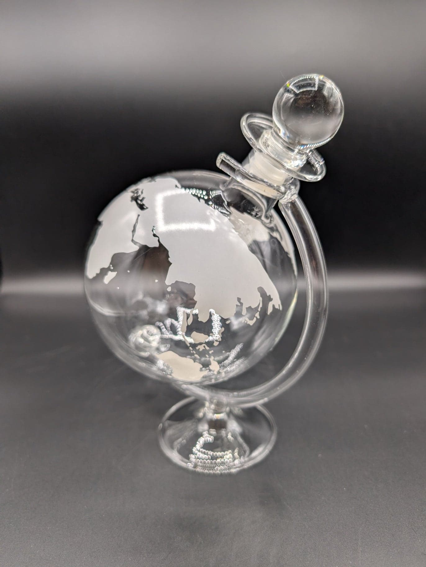 Glass Globe Decanter in Stand - Thumbnail 3