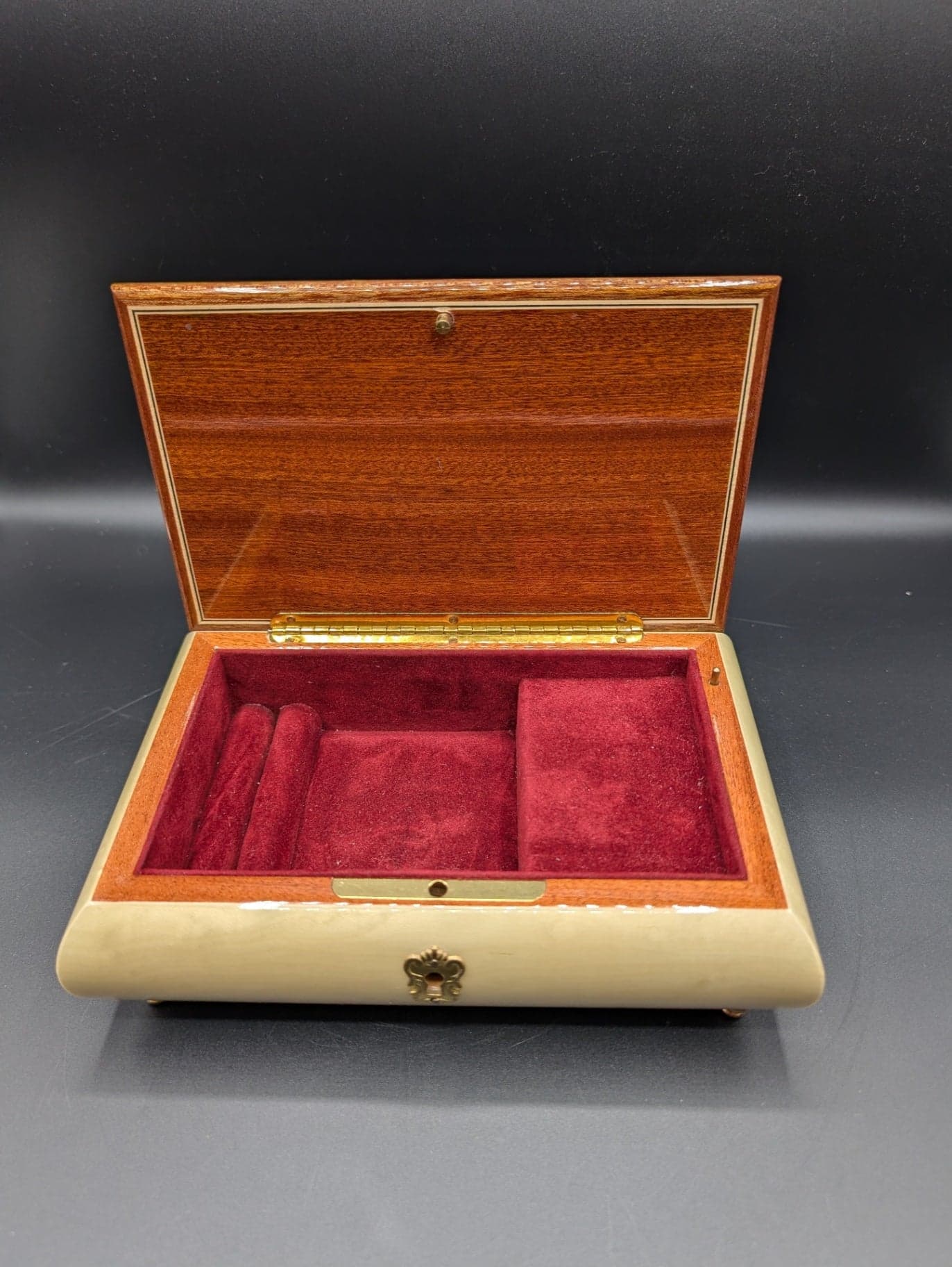 Italian Inlaid Wood Music/Jewelry Box - Thumbnail 6