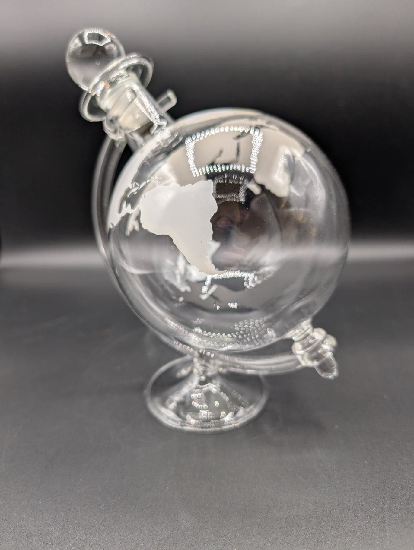 Glass Globe Decanter in Stand - Thumbnail 2
