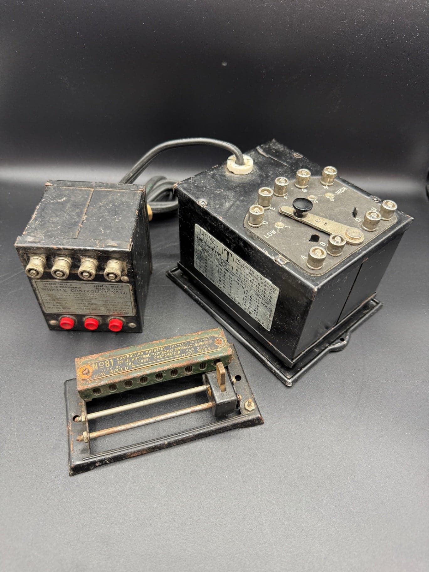 Lionel Train Power Lot - Image 1