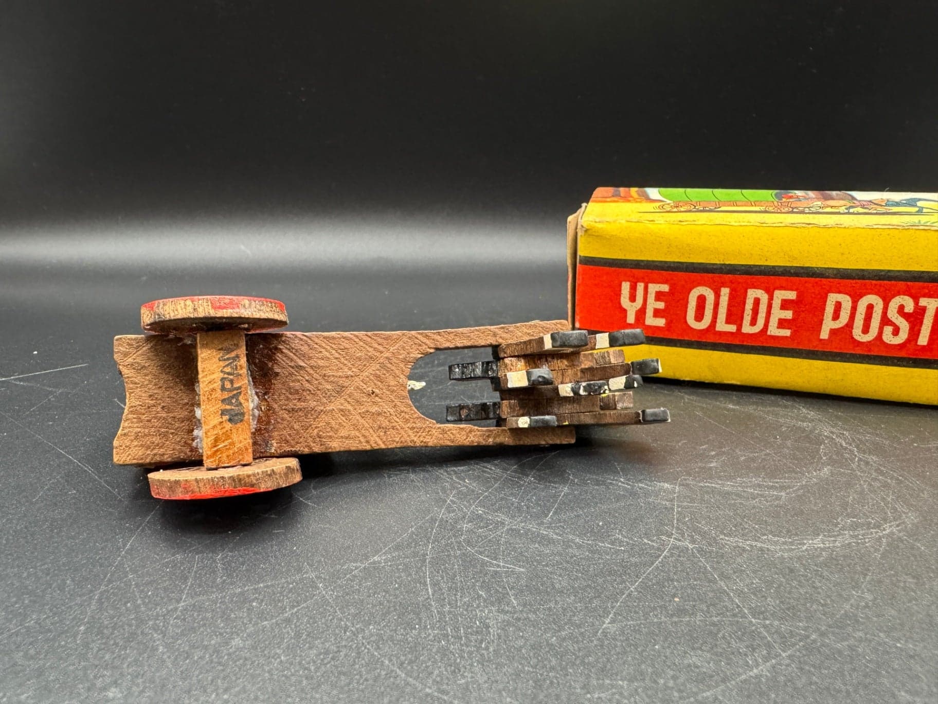 Ye Olde Post Road Toy, Covered Wagon - Thumbnail 4