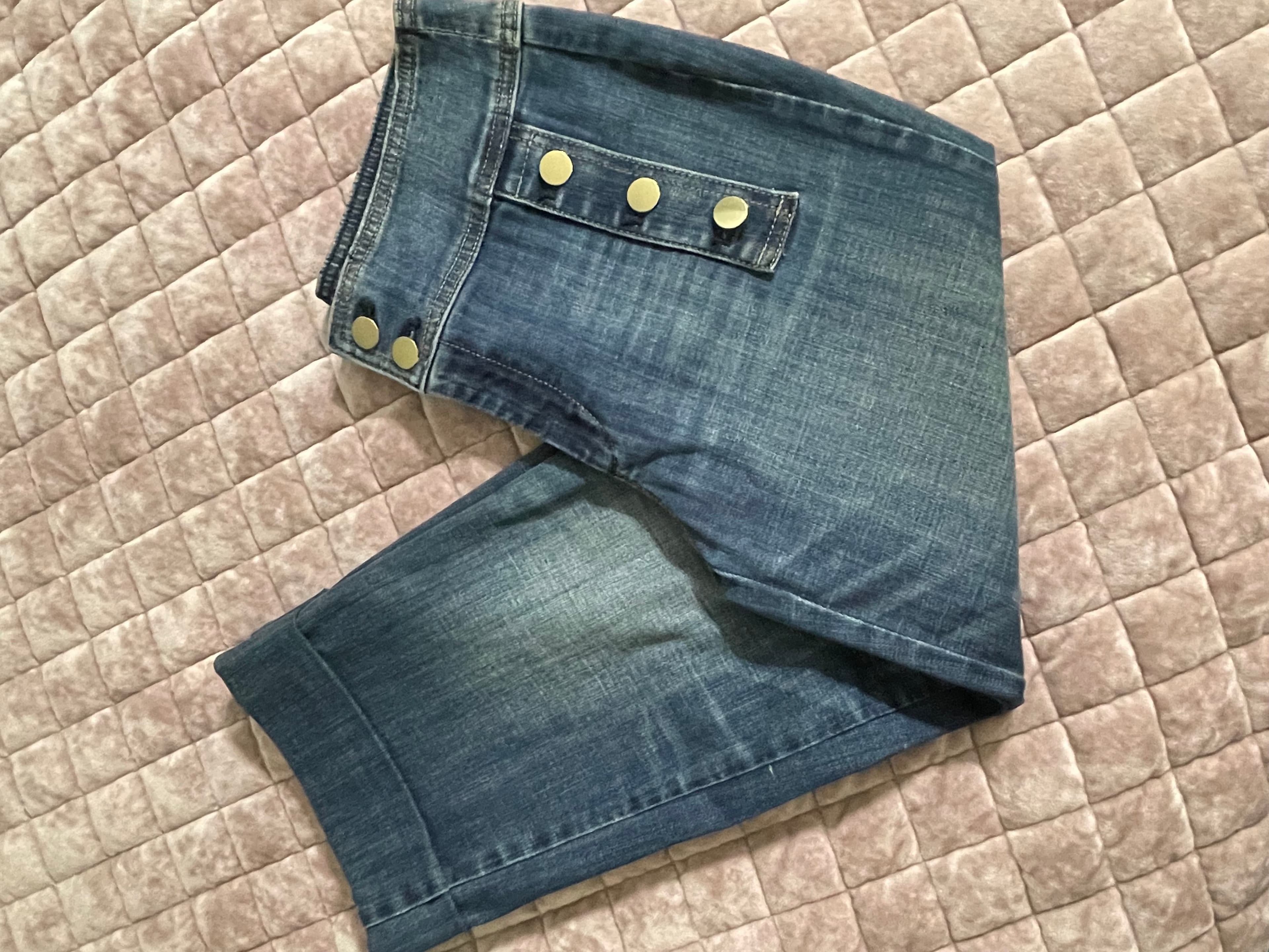 Chico’s Women’s The Platinum Crop Jeans - Thumbnail 11
