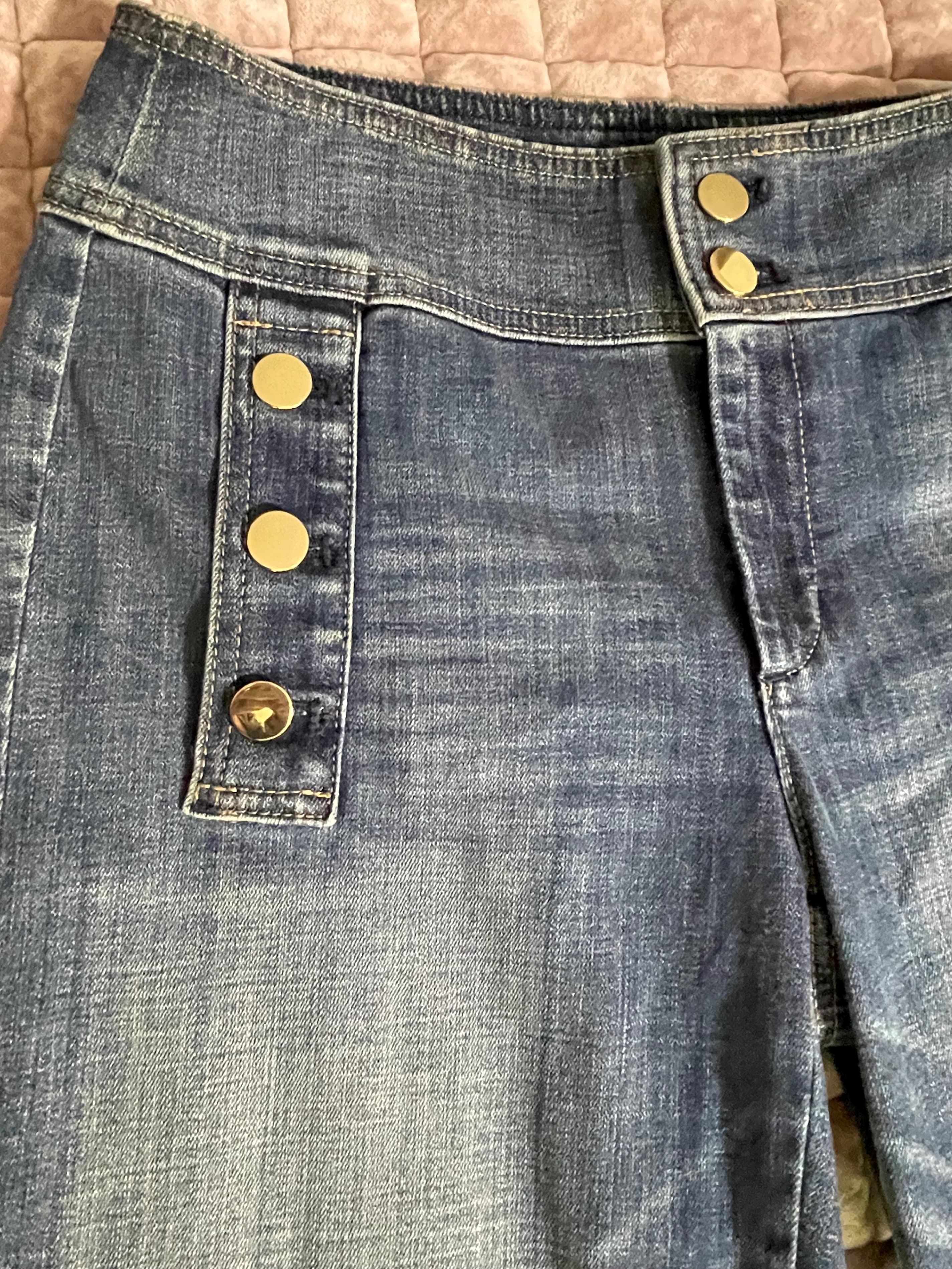 Chico’s Women’s The Platinum Crop Jeans - Thumbnail 4