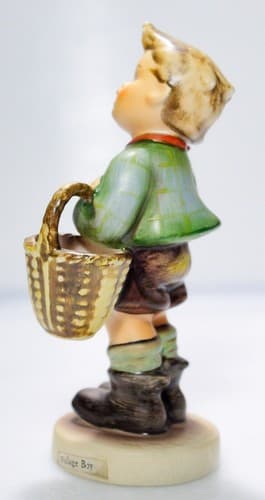 GOEBEL HUMMEL W. Germany "Village Boy" Hand Painted Porcelain Figurine Vintage - Thumbnail 4