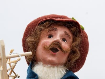 2006 Byers' Choice The Cries Of London Straw Ornament Vendor Christmas Caroler - Thumbnail 2