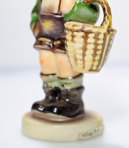 GOEBEL HUMMEL W. Germany "Village Boy" Hand Painted Porcelain Figurine Vintage - Thumbnail 3