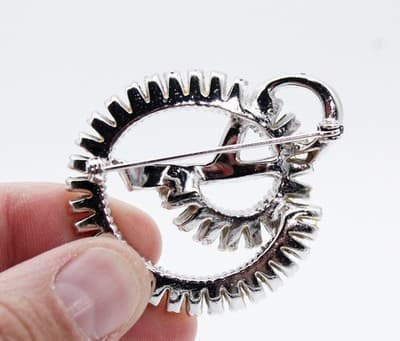 Vintage Silver Tone White Rhinestone Baguette Cut Spiral Motif Pin Brooch - Thumbnail 8