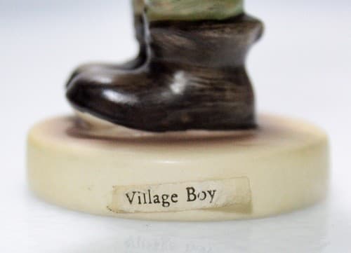 GOEBEL HUMMEL W. Germany "Village Boy" Hand Painted Porcelain Figurine Vintage - Thumbnail 5