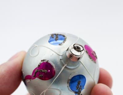 Vintage Poland Blue & Pink Stencil Hand Painted Glass Christmas Ornament Vintage - Thumbnail 3