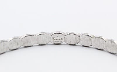 Vintage CROWN TRIFARI Designer Silver Tone Textured Leaf Motif Bangle Bracelet - Thumbnail 2