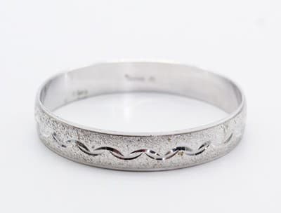 CROWN TRIFARI Vintage Silver Tone Textured Bangle Bracelet - Thumbnail 4