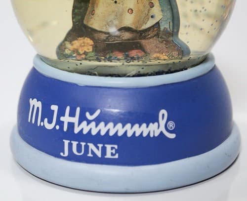 M.J. HUMMEL Willabee & Ward Snow Globe Month Of June Switzerland - Thumbnail 4