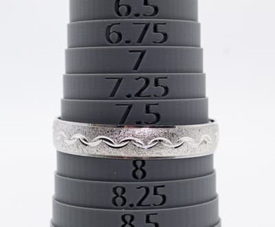 CROWN TRIFARI Vintage Silver Tone Textured Bangle Bracelet - Thumbnail 2